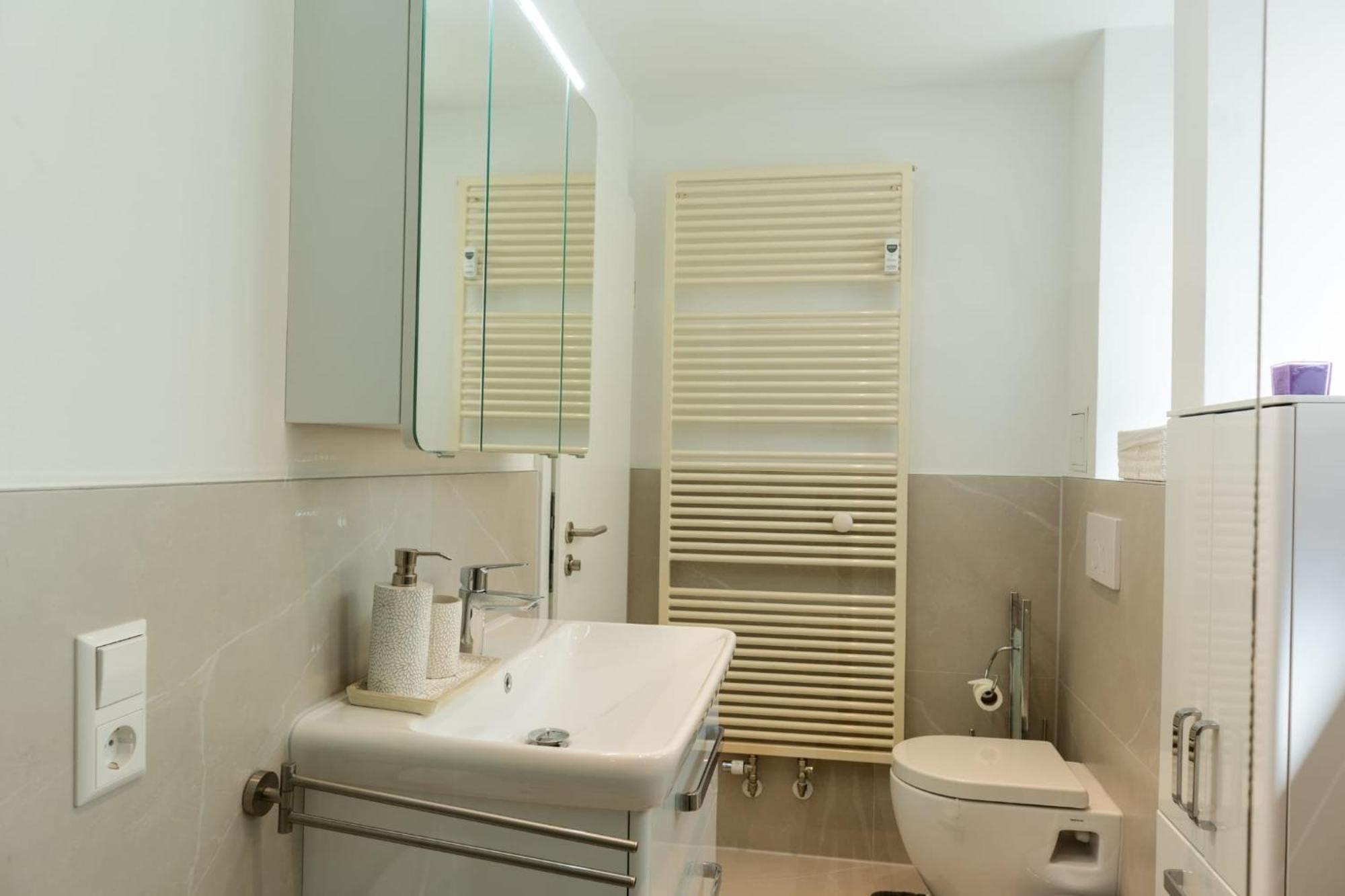 Mega Lux Apartment Эсслинген Экстерьер фото