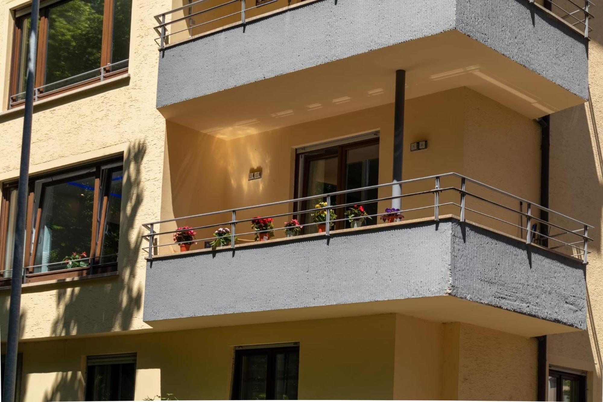 Mega Lux Apartment Эсслинген Экстерьер фото